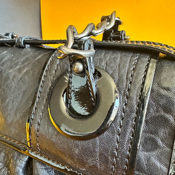Fendi B. Leather Shoulder Bag - Picture 8 of 10